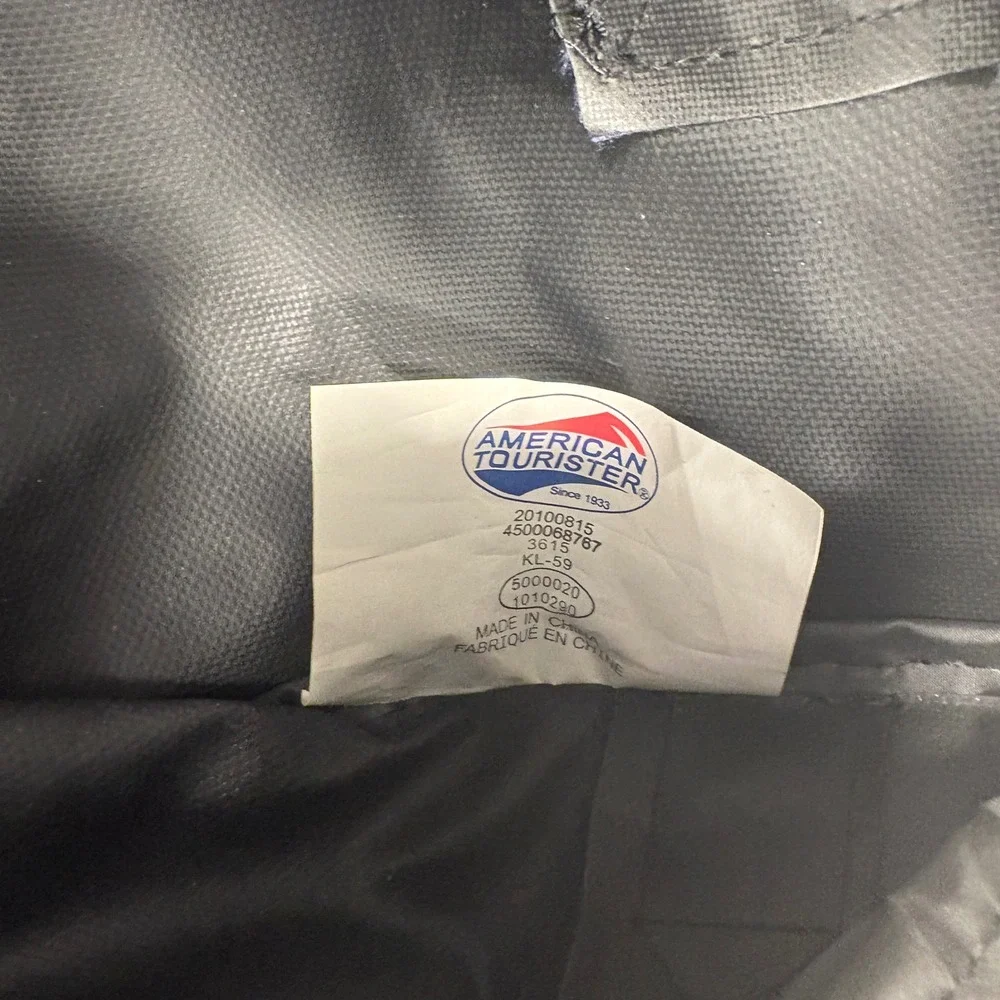 American Tourister Black Small Travel Duffel Bag Carry On Personal Item KL-59